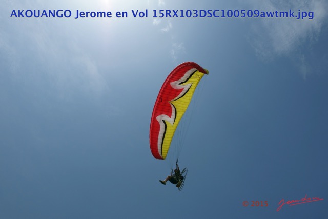 053 AKOUANGO Jerome en Vol 15RX103DSC100509awtmk.jpg